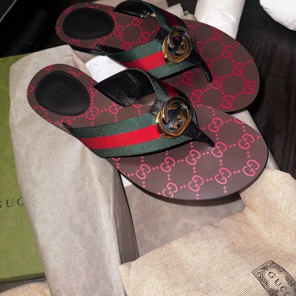 Kiki Gucci GG web Flip Flop - Picture 9 of 15